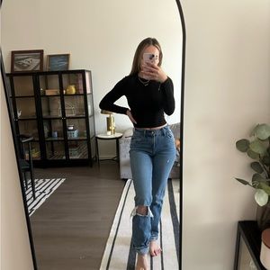 Abercrombie and fitch 90s straight high rise Jean